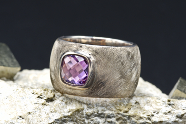 Amethyst Ring