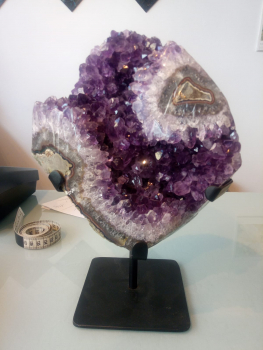 Amethystfreiform auf Metallständer - Topqualität