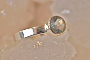 Ring mit Topas blau