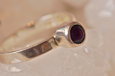 Ring mit Amethyst
